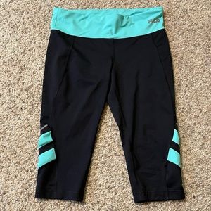 WOMEN’S FILA CAPRI SWEATS